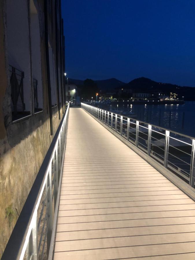 Residenza Di Prestigio In Riva Al Lago Marone Loft Exterior foto